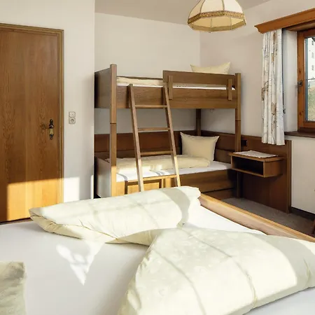 Haus Am Mühlanger Apartment *